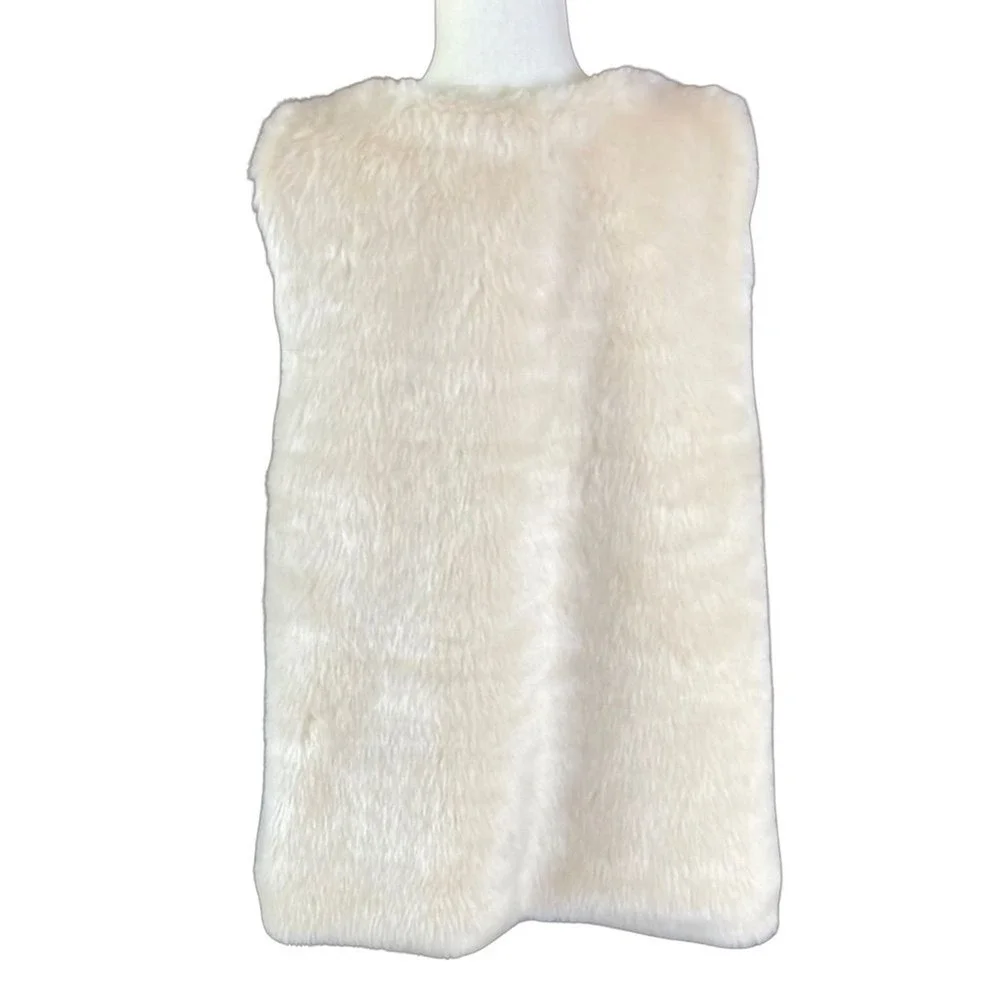 Signature Studio Women's‎ Vest Sz S Cream Faux Fur Open Front
